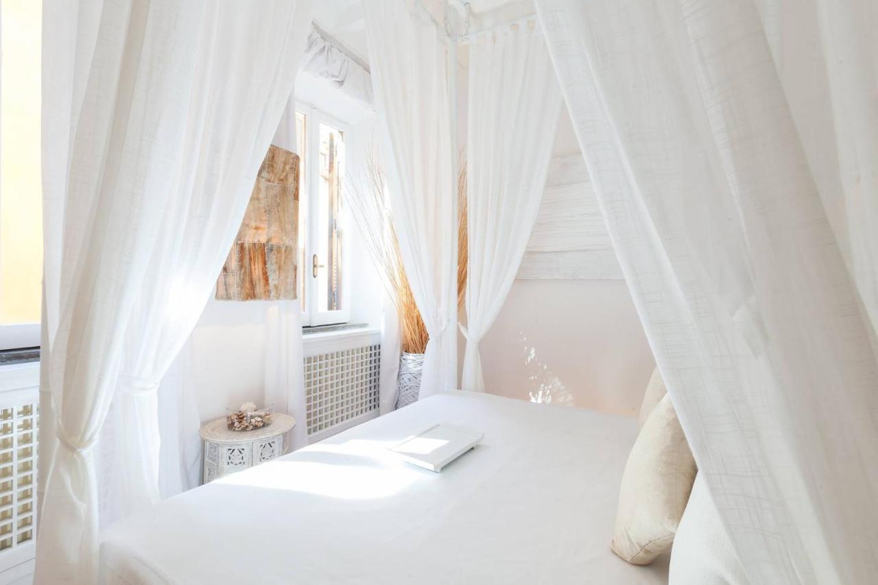 Navona Color Vicolo Delle Vacche Apartment Rome Exterior photo