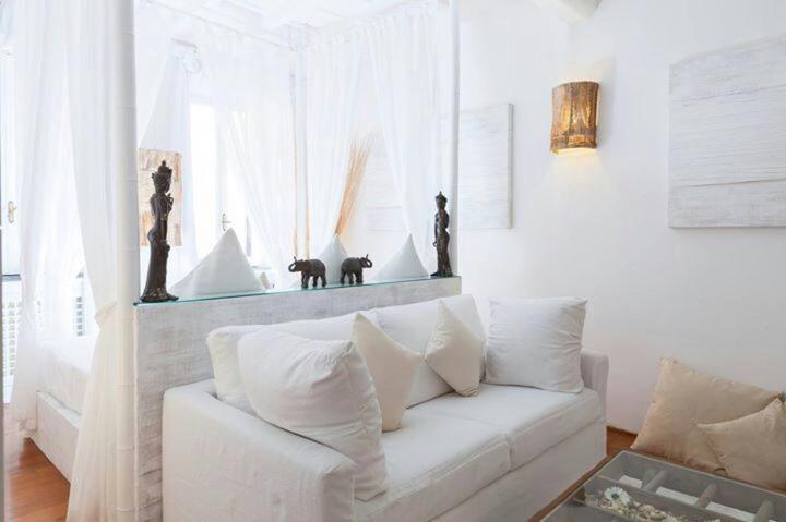 Navona Color Vicolo Delle Vacche Apartment Rome Exterior photo